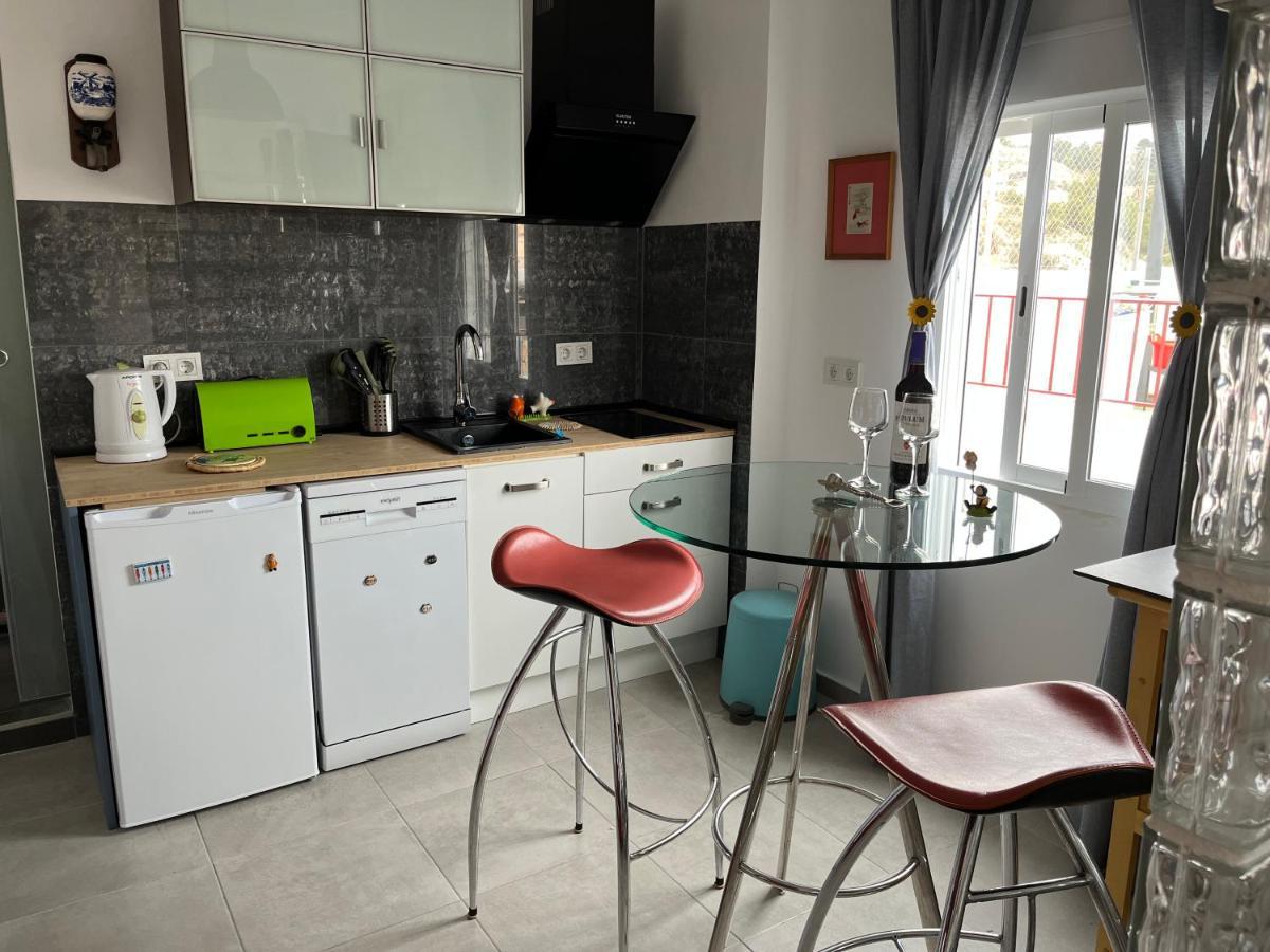 Casa Deniz Apartment Malaga Exterior photo